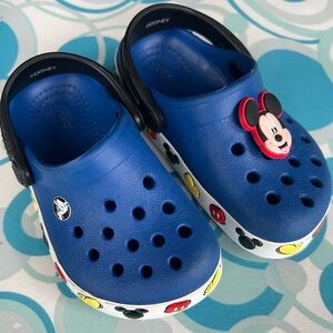 Mickey Crocks